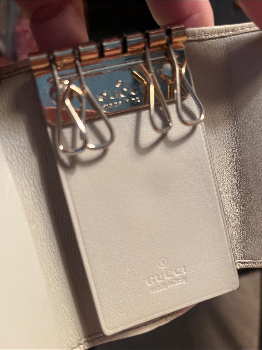 Gucci Guccissima Princy Embossed Key Holder with Bow, Gold Hardware & Card EUC - Picture 4 of 11